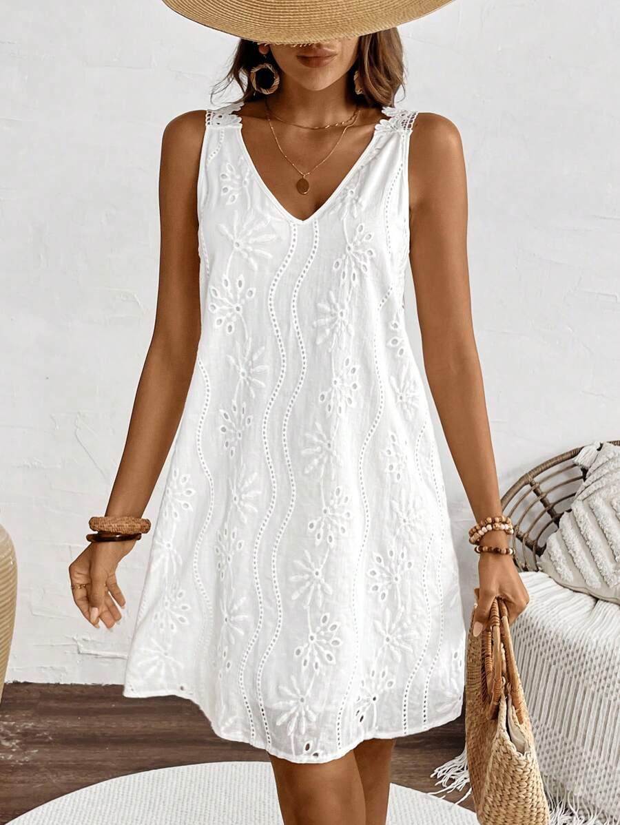 Paloma | The Scallop V-Neck Dress