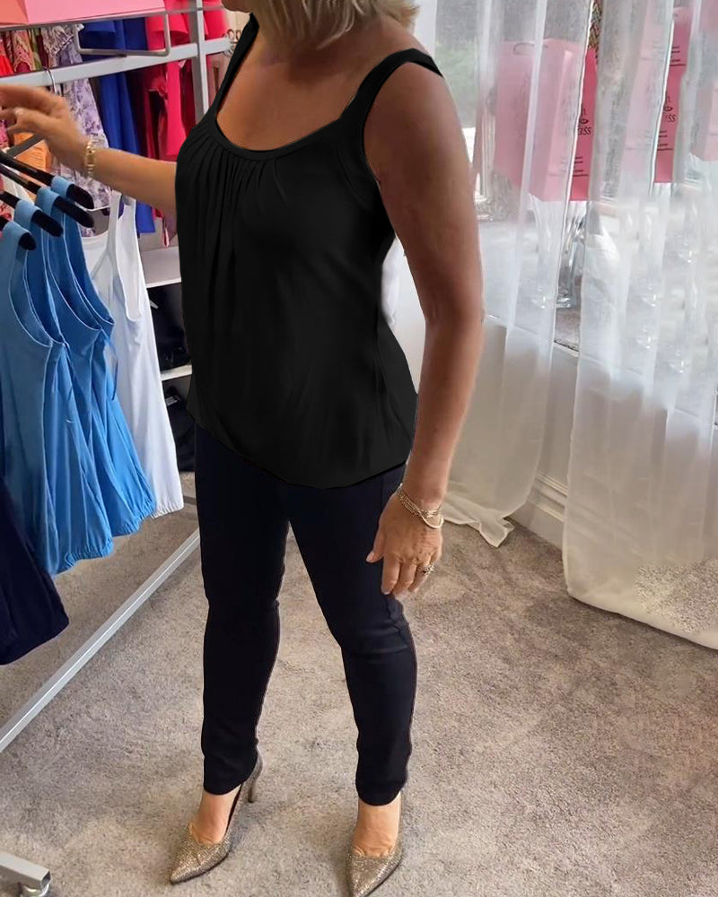 Lark | The Pleated Neckline Top