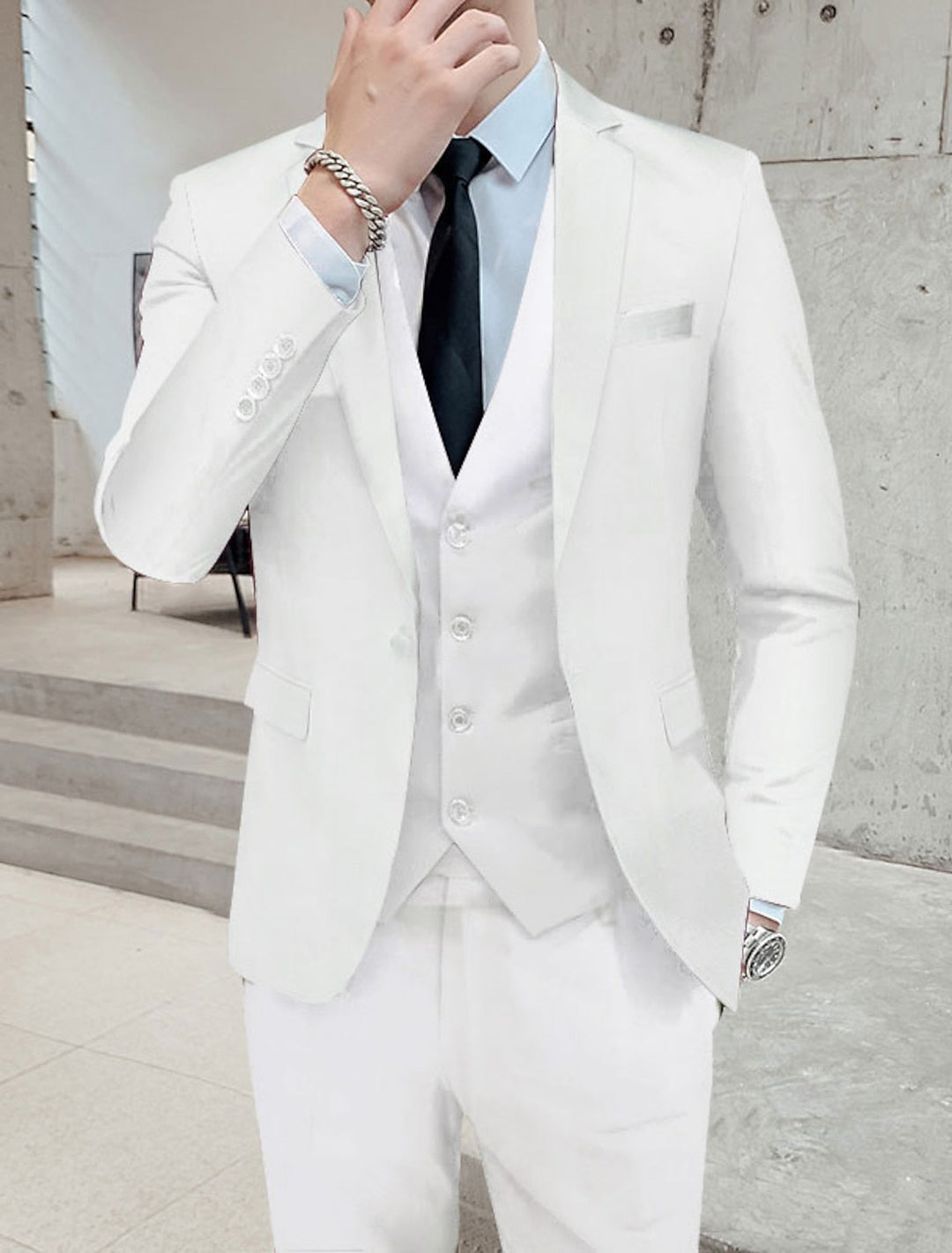 Theo | The Classic Three-Piece Suit
