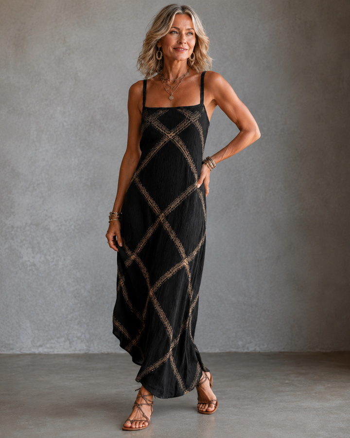 Oona | The Flattering A-Line Maxi